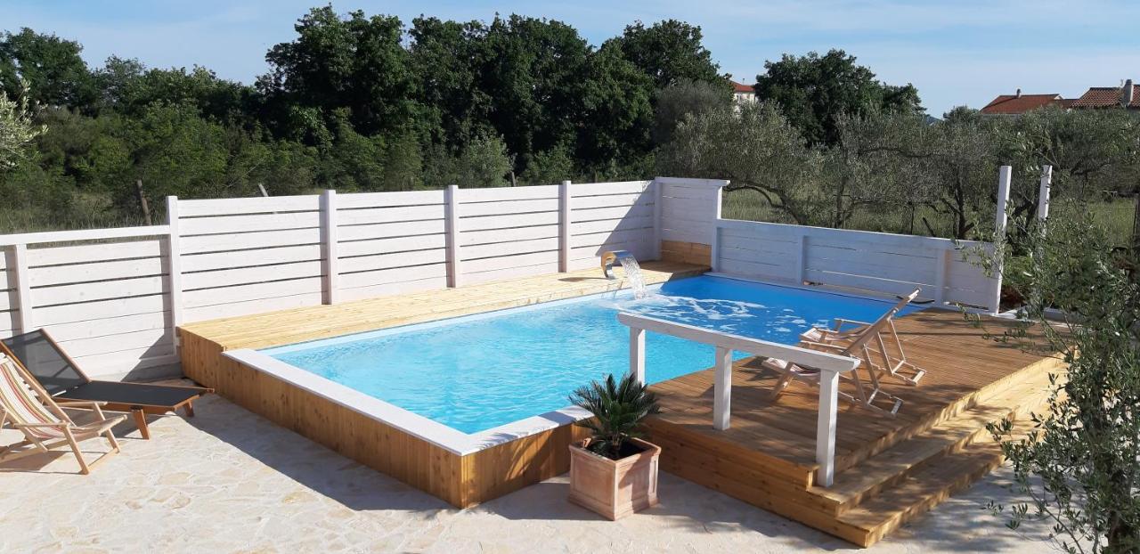 Villa Nina บีโอกราดนาโมรู ภายนอก รูปภาพ